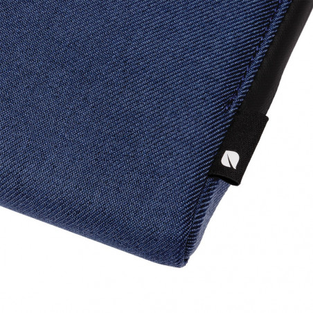 Incase - Sleeve Facet in tessuto spigato riciclato per MacBook 13'' - Blu Navy