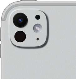 Un iPad Pro color argento, visto da dietro, sistema di fotocamere Pro con obiettivo a cinque elementi e flash True Tone adattivo